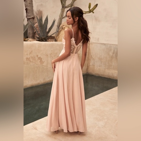 Lulu’s Romantic Ways Maxi Dress - Picture 1 of 6